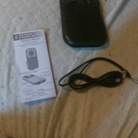 2-in-1 Power Bank & Portable Fan, 4000 MAH, Black - Picture 8 of 8